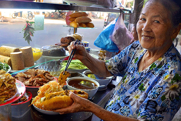 Local Food And Hoi An City Tour